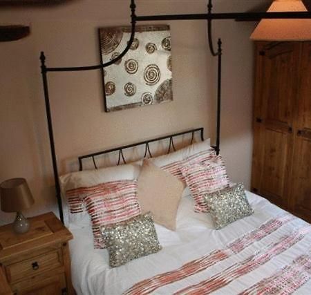 Robertsbridge Retreat At Cornhill Self Catering Apartments Camera foto